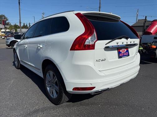 2016 Volvo XC60 T6 Drive-E