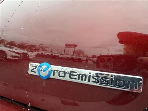 2016 Nissan Leaf SL