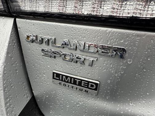 2022 Mitsubishi Outlander Sport 2.0 LE