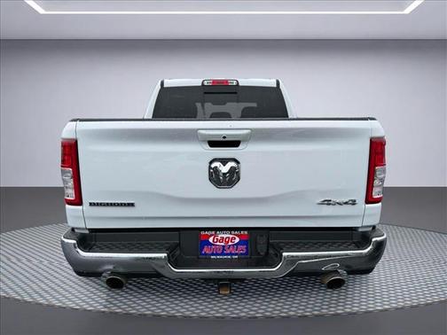 Bright White Clearcoat 2022 RAM 1500 Big Horn/Lone Star