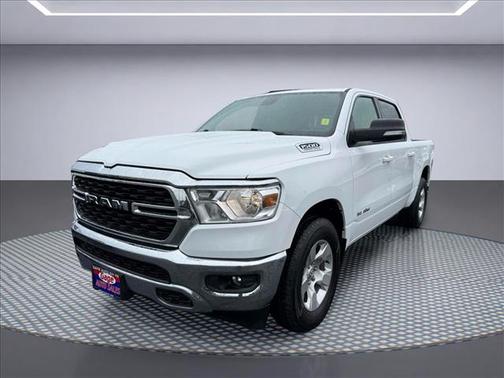 Bright White Clearcoat 2022 RAM 1500 Big Horn/Lone Star