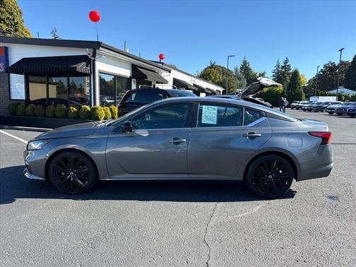 2020 Nissan Altima SR FWD