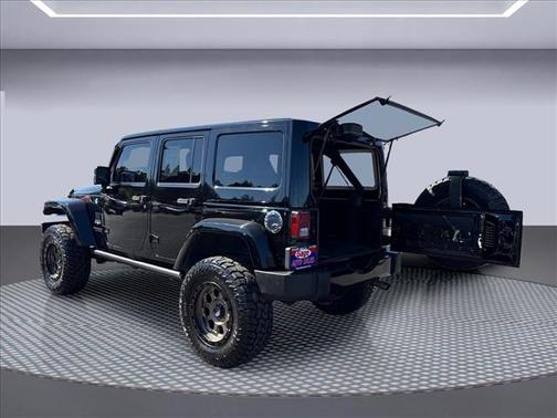 Black Clearcoat 2017 Jeep Wrangler Unlimited Sahara