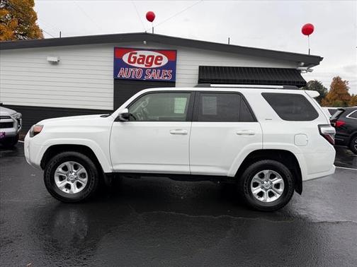 2024 Toyota 4Runner SR5