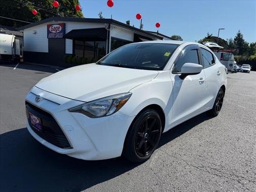 2017 Toyota Yaris iA Base