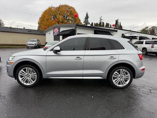 2018 Audi Q5 2.0T Premium Plus