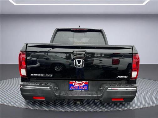 Crystal Black Pearl 2019 Honda Ridgeline RTL