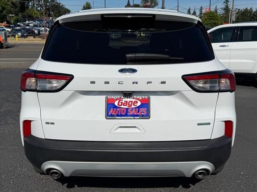 2020 Ford Escape SE