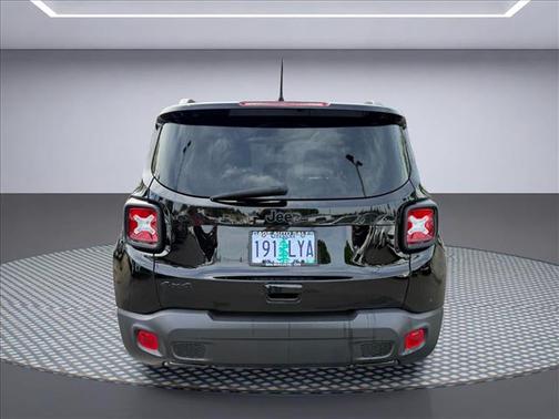 Black Clearcoat 2019 Jeep Renegade Altitude