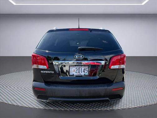 Ebony Black 2013 Kia Sorento LX