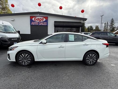 2023 Nissan Altima 2.5 SV