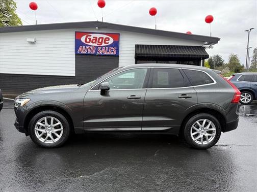 2021 Volvo XC60 T5 Momentum