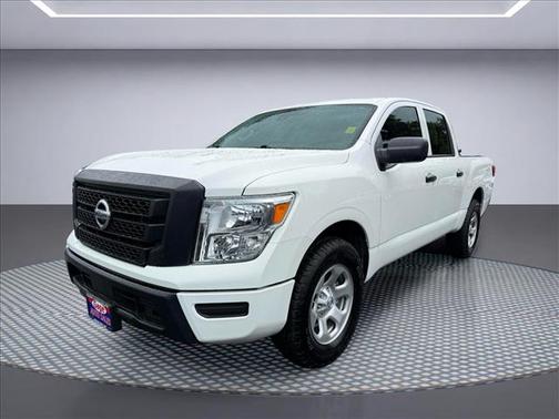 Glacier White 2022 Nissan Titan S