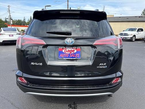 2018 Toyota RAV4 Hybrid XLE