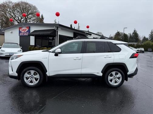2020 Toyota RAV4 Hybrid LE