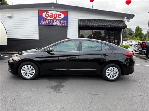 2018 Hyundai ELANTRA SE