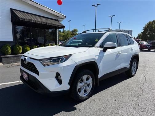 2021 Toyota RAV4 Hybrid XLE