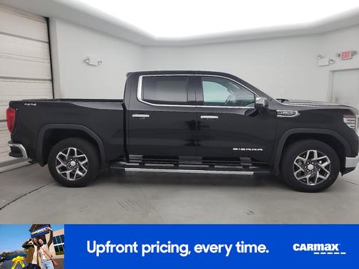 Black 2023 GMC Sierra 1500 SLT