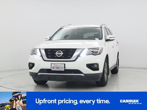 2018 Nissan Pathfinder SV