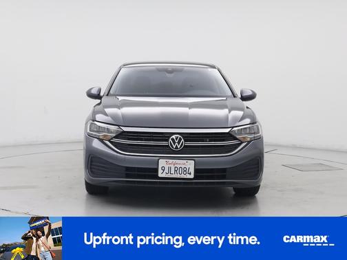 2023 Volkswagen Jetta SE