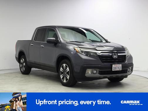 Gray 2017 Honda Ridgeline RTL-E