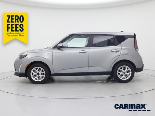 Gray 2025 Kia Soul LX