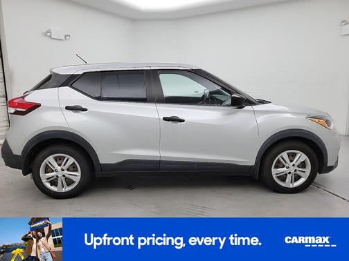 Silver 2020 Nissan Kicks S