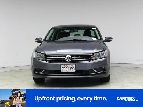 2016 Volkswagen Passat SE