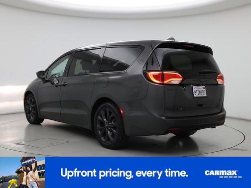 Gray 2020 Chrysler Pacifica Touring