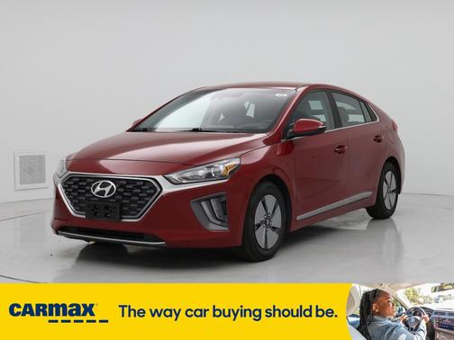 2022 Hyundai IONIQ Hybrid SE