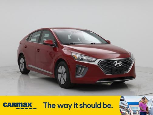 2022 Hyundai IONIQ Hybrid SE