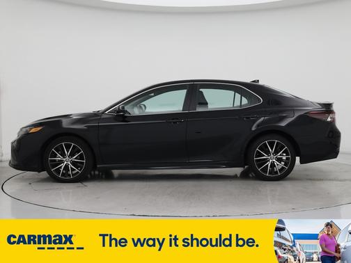 2022 Toyota Camry SE Night Shade