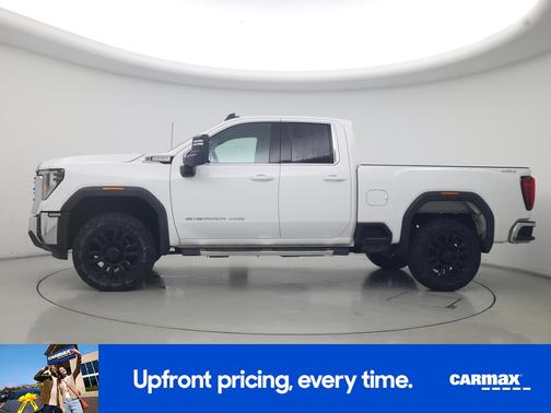 White 2024 GMC Sierra 2500 SLE
