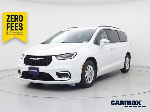 White 2022 Chrysler Pacifica Touring L