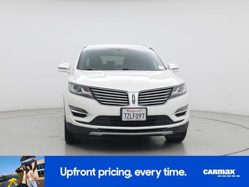 White 2017 Lincoln MKC Select
