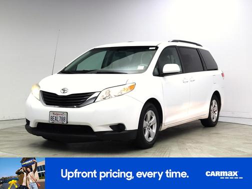 2014 Toyota Sienna LE
