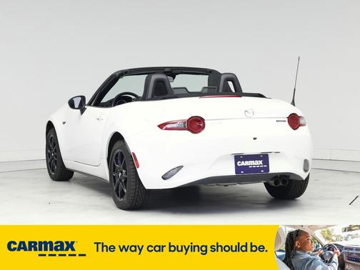 2020 Mazda MX-5 Miata Sport