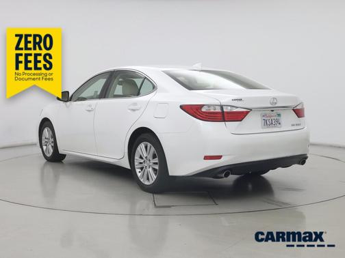 White 2015 Lexus ES 350