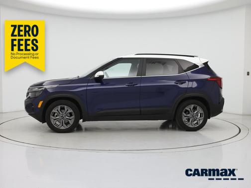 Blue 2024 Kia Seltos S