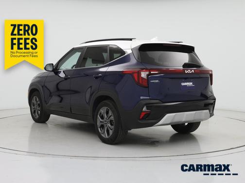 Blue 2024 Kia Seltos S