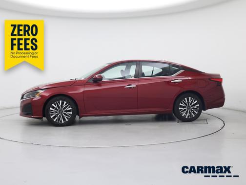 Red 2023 Nissan Altima SV