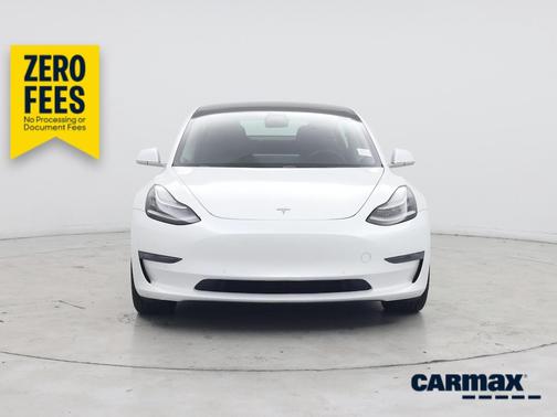 White 2019 Tesla Model 3 Standard Range Plus