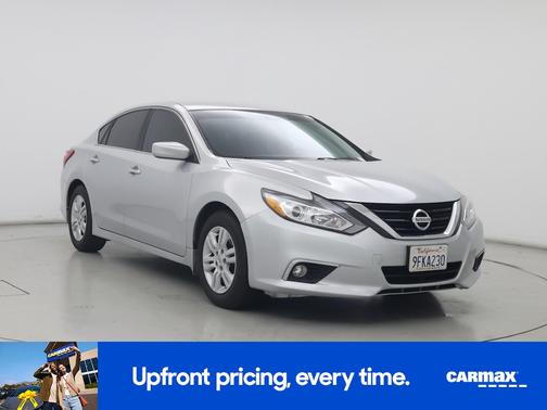 2017 Nissan Altima SV