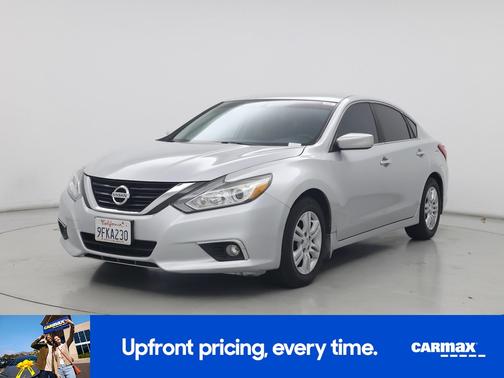 2017 Nissan Altima SV