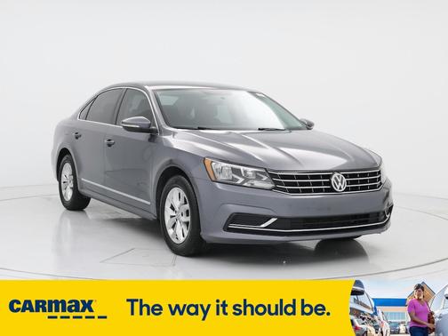 2017 Volkswagen Passat S
