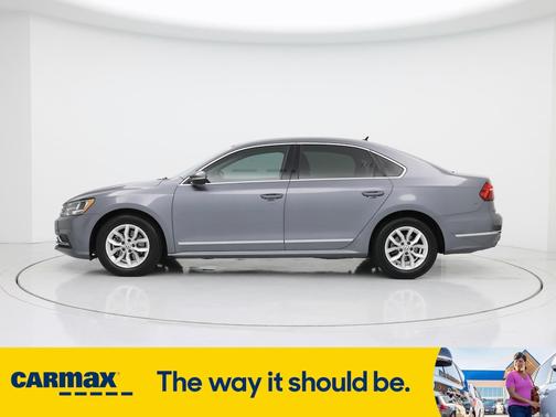 2017 Volkswagen Passat S