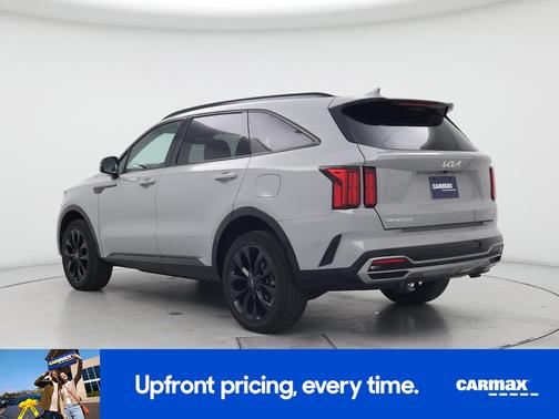 Gray 2023 Kia Sorento SX