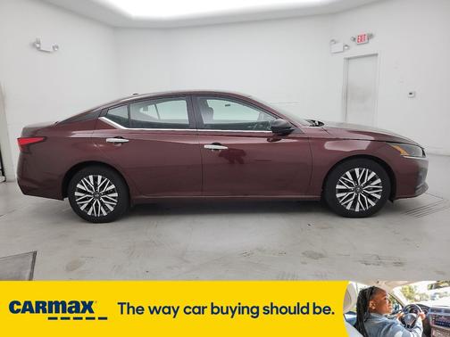 2024 Nissan Altima SV