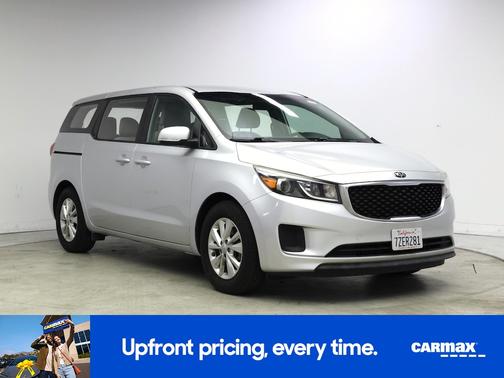 Silver 2017 Kia Sedona L