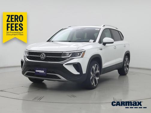 White 2023 Volkswagen Taos SEL